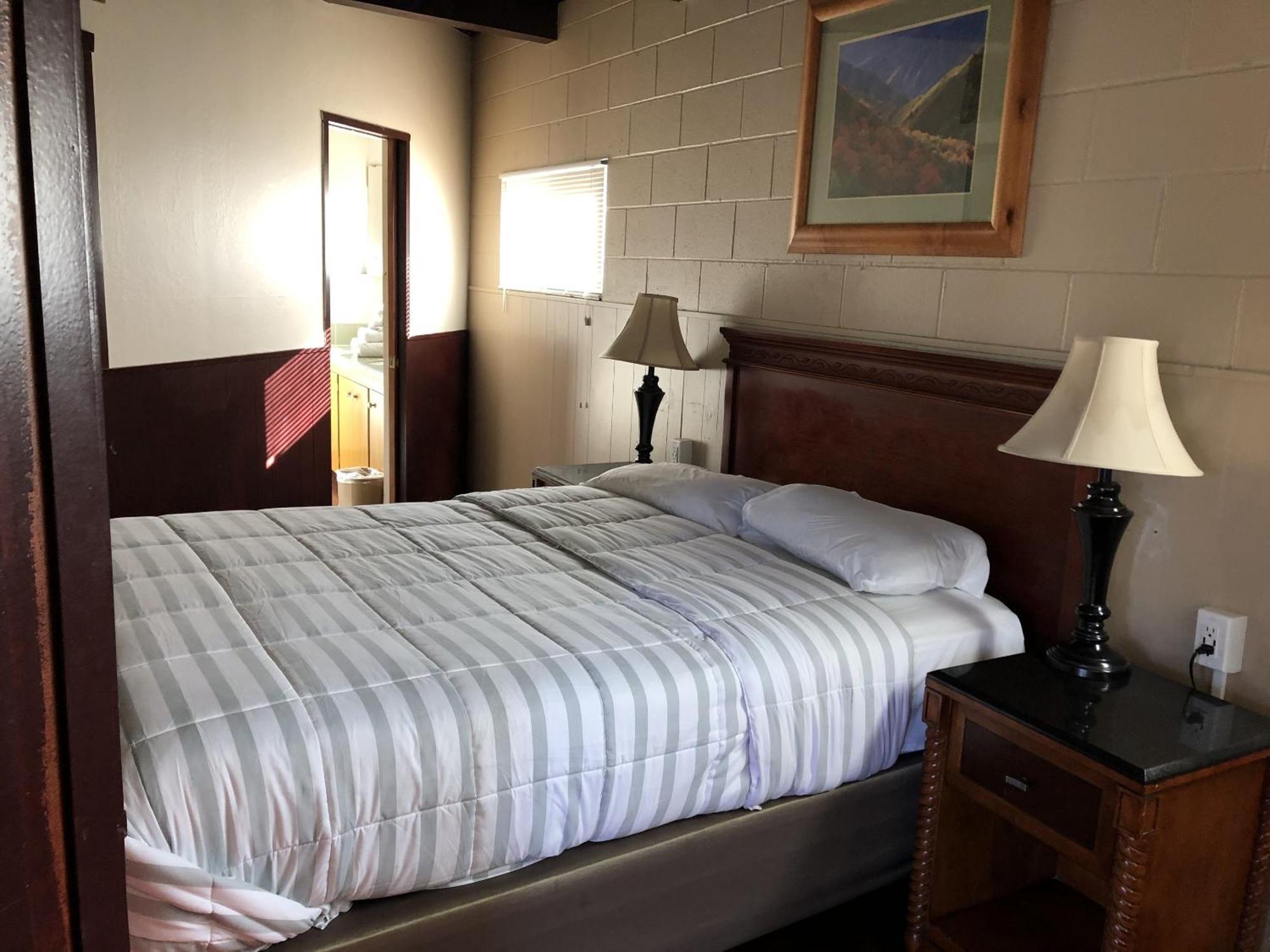 Sierra Lodge Три Ривърс Стая снимка